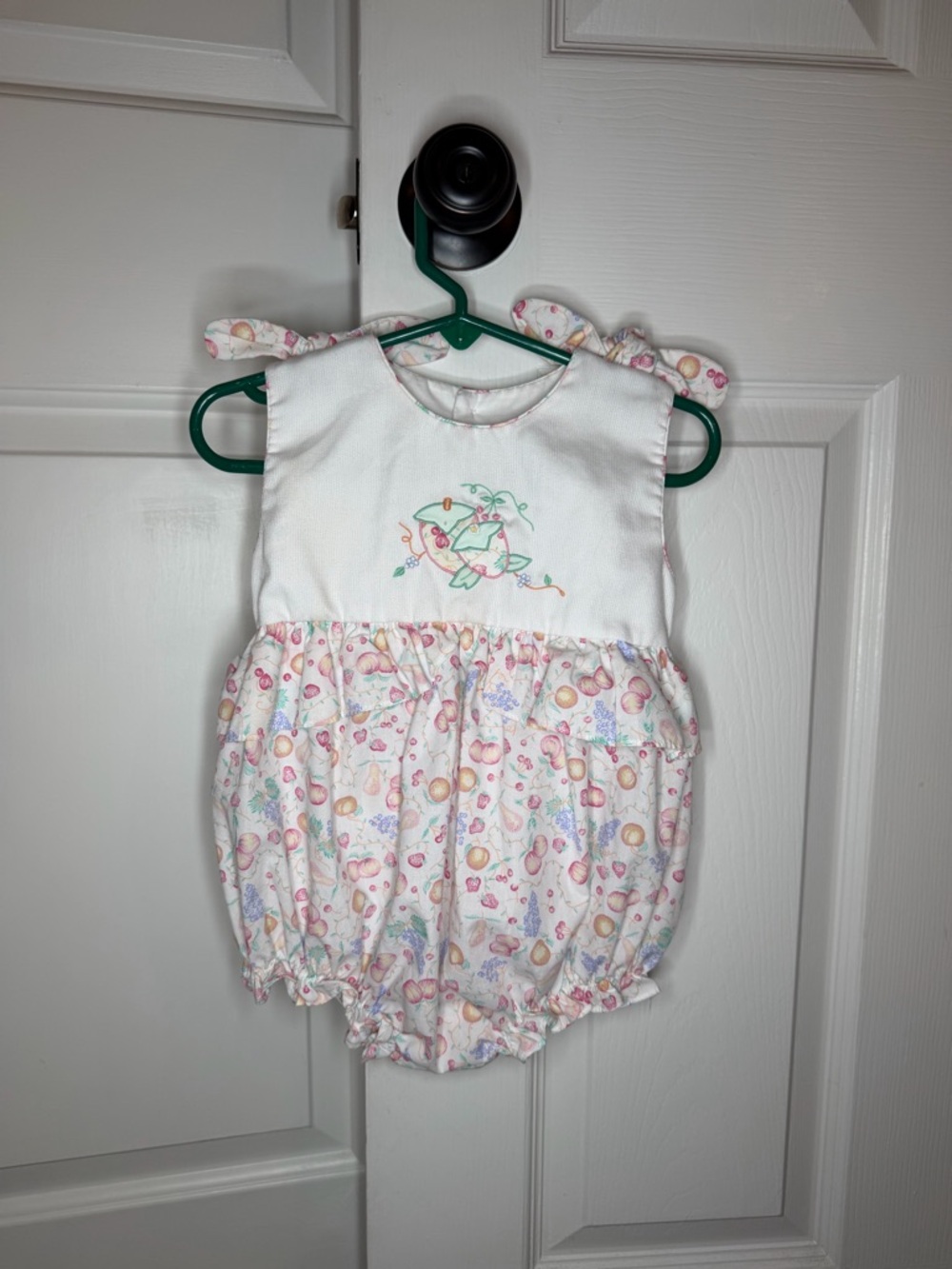 Petit Ami Baby Girl Sleeveless Romper One Piece Outfit Size 12 Months